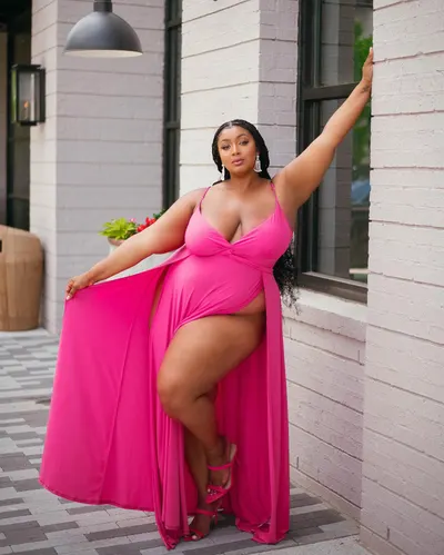 Nzinga Imani — photo de pieds 15