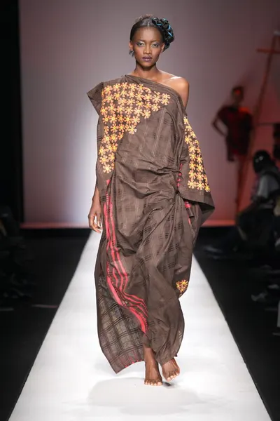 Oluchi Onweagba — Füße Foto 24