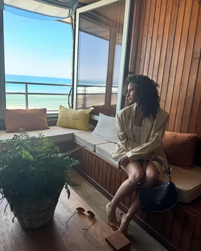 Oulaya Amamra — Füße Foto 35