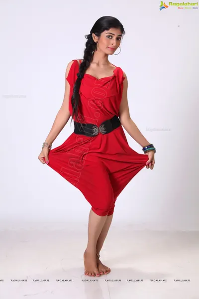 Priyanka Dnyanlaxmi — foto de pies 18