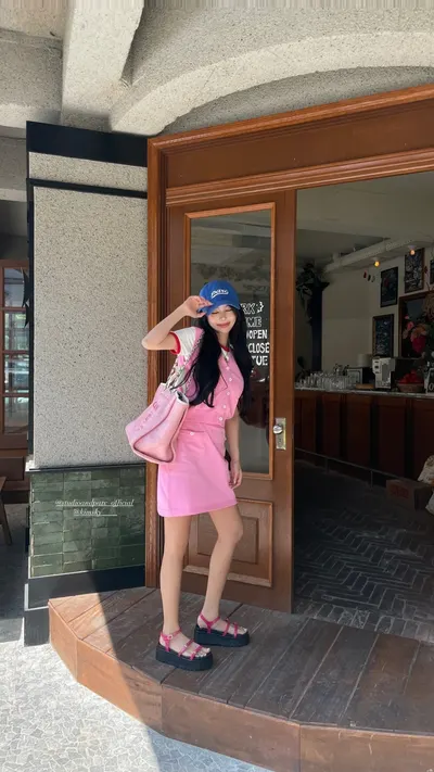 Qri — feet photo 20