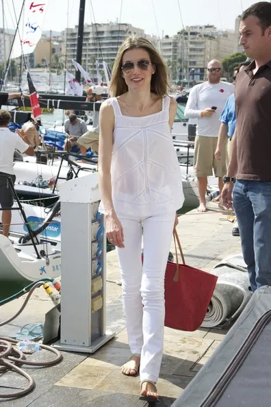 Queen Letizia of Spain — feet photo 24