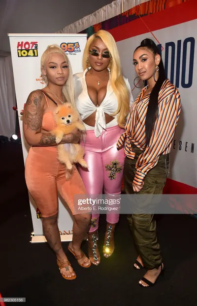 Queen Naija — foto de pies 29