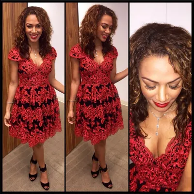 Rosalyn Gold-Onwude — Füße Foto 19