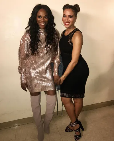 Rosalyn Gold-Onwude — Füße Foto 48
