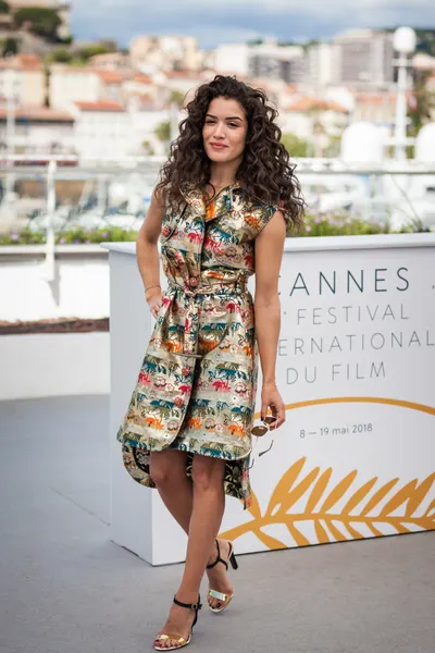 Sabrina Ouazani — Füße Foto 30
