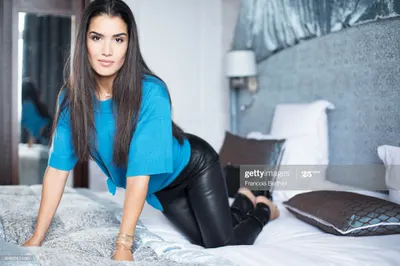 Sabrina Ouazani — feet photo 40