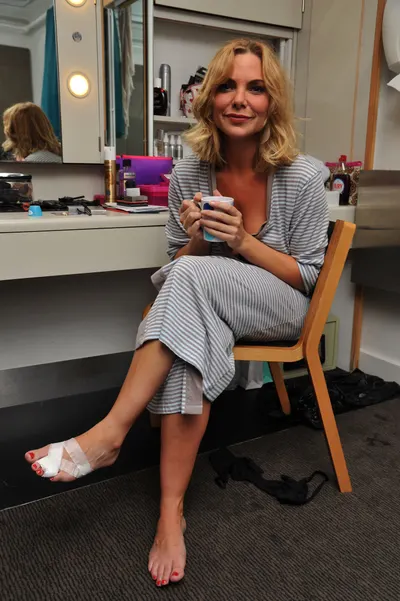 Samantha Womack — foto de pies 19