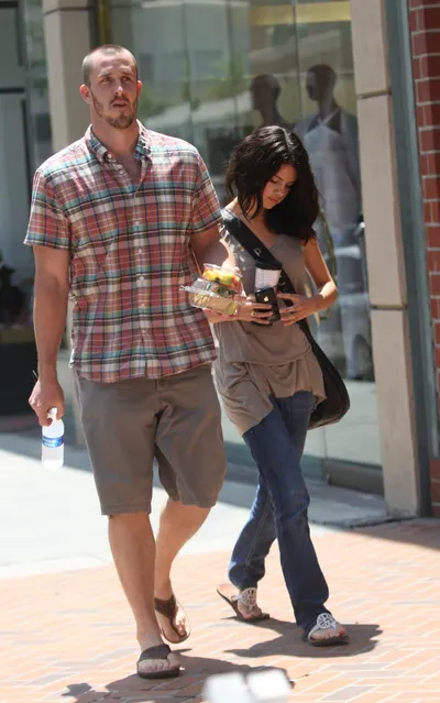 Selena Gomez — Füße Foto 25
