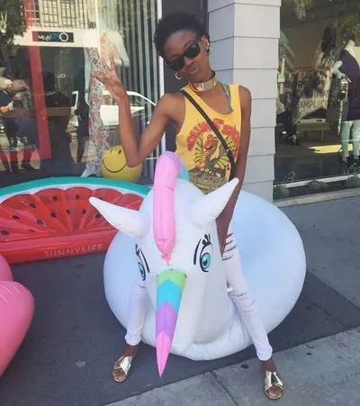 Sibongile Mlambo — foto de pies 19
