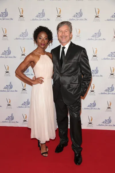 Sibongile Mlambo — foto de pies 22