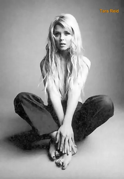 Tara Reid — Füße Foto 19