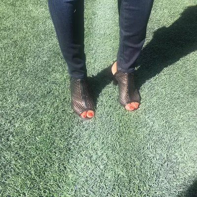Tracy Wolfson — photo de pieds 14