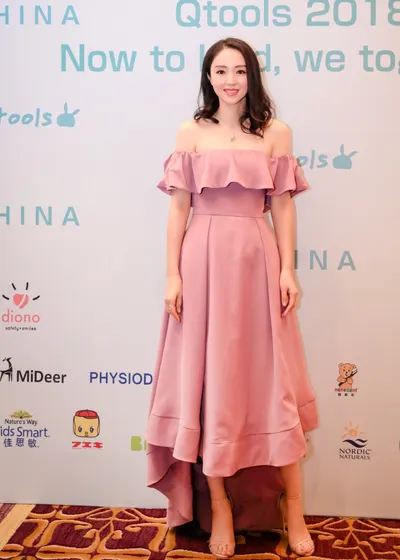 Xuan Dong — Füße Foto 23