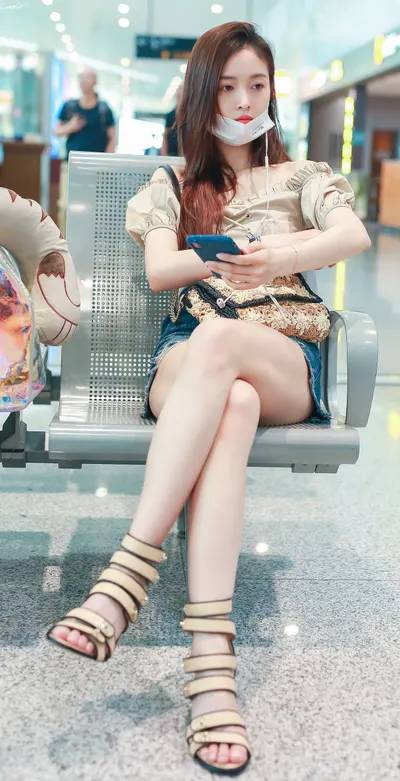 Xuanyi Wu — foto de pies 17