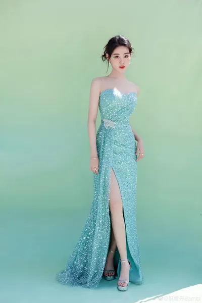 Xudan Zhu — Füße Foto 18