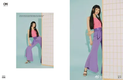 Xudan Zhu — Füße Foto 35
